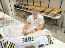 Brett Favre Signed Green Bay Custom White Jersey