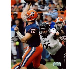 Derek Wolfe Signed Cincinnati Bearcats Unframed 8x10 NCAA Photo