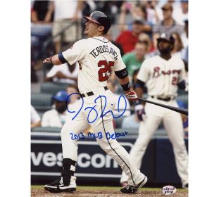 Joey Terdoslavich Signed Atlanta Braves Unframed 8x10 MLB Photo with "2013 MLB Debut" Inscription