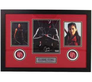 Elodie Yung Signed Daredevil Elektra Framed 8x10 Photo With "Elektra" Inscription - Crossed Daggers